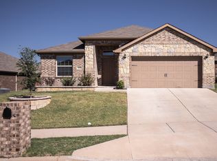 10808 Live Oak Creek Dr, Fort Worth, TX 76108