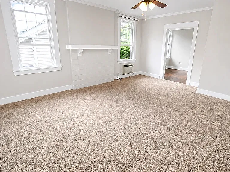 Carpeted 2-Bedroom