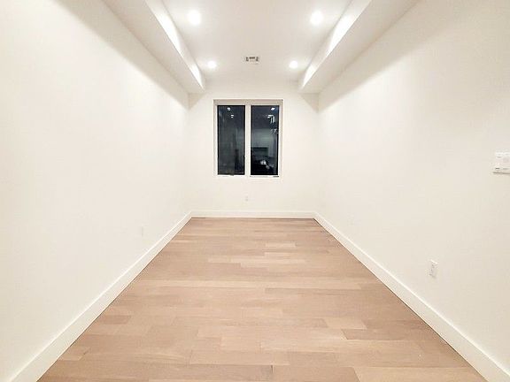 5th image of 1259 Rogers Ave #4F