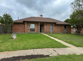 1650 Canterbury Ln, Lewisville, TX 75067
