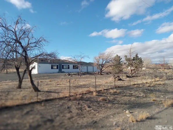 7155 Beech St, Silver Springs, NV 89429