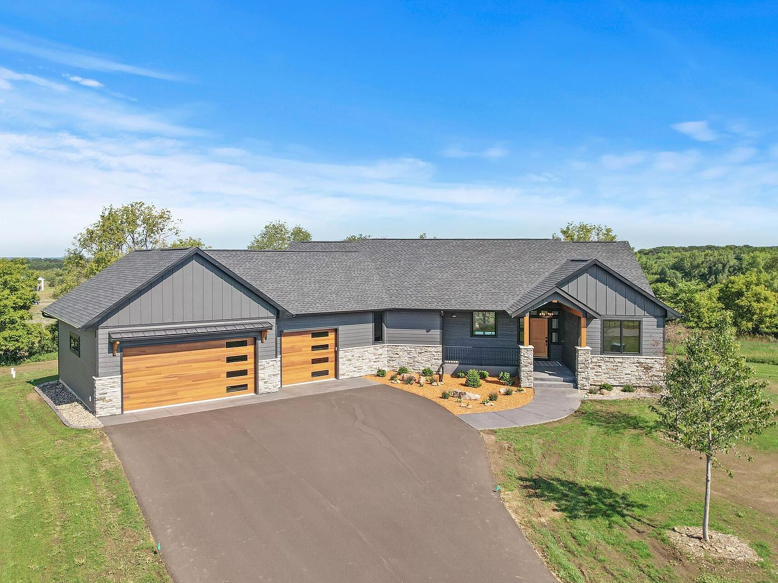 353 Moelter Ln, Hudson, WI 54016 Zillow