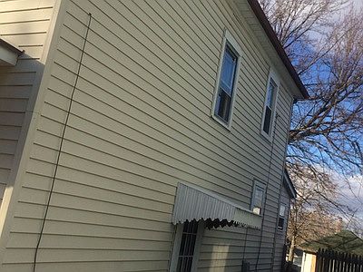 3rd image of 321 Pleasant Ave
