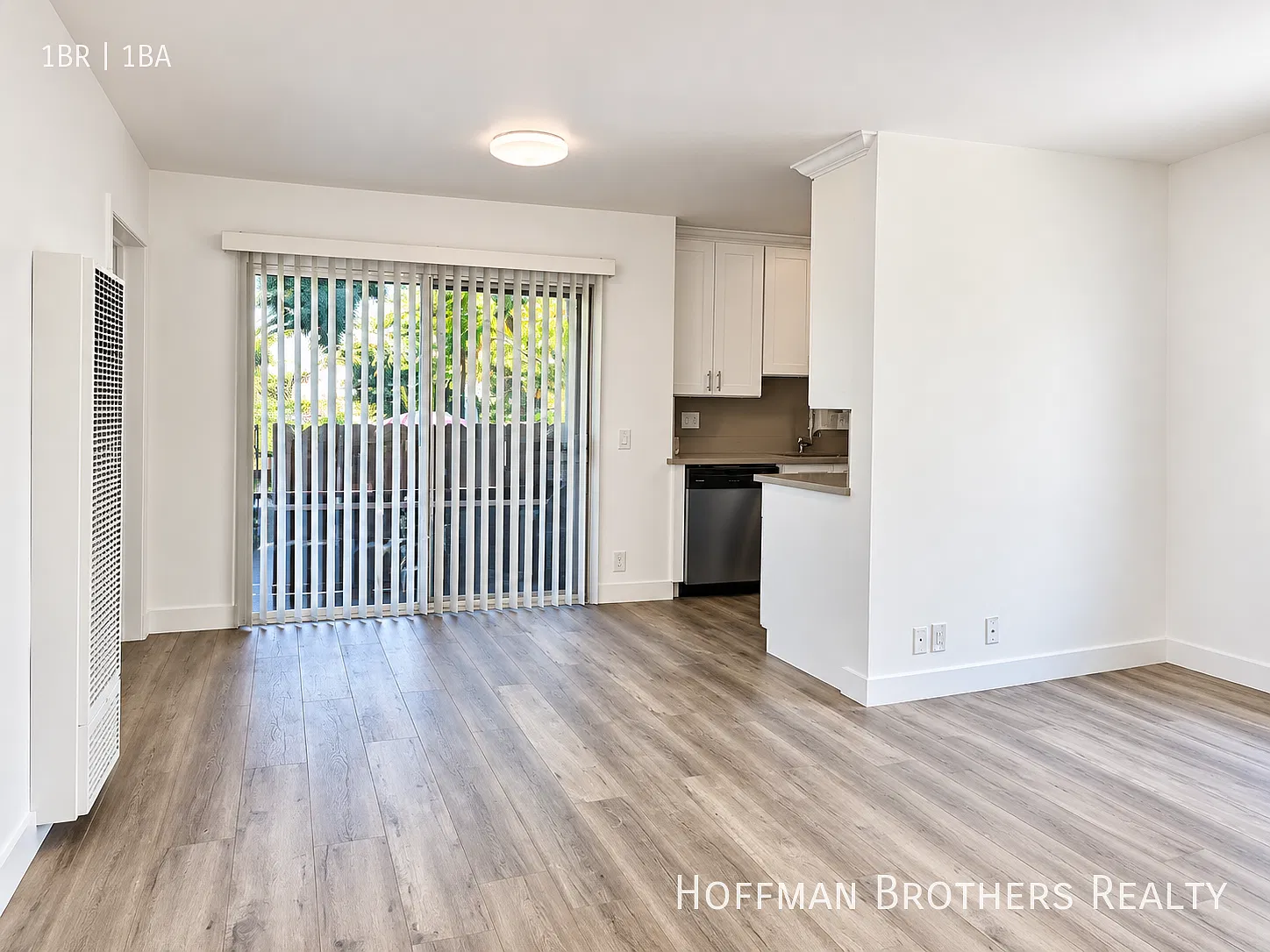 Fully Renovated 1br With Stainless Steel Kitchen, Dishwasher & Utilities Included! — Photo 1