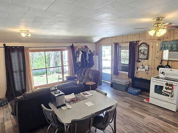 4th image of 406 Range Road 124 #60331