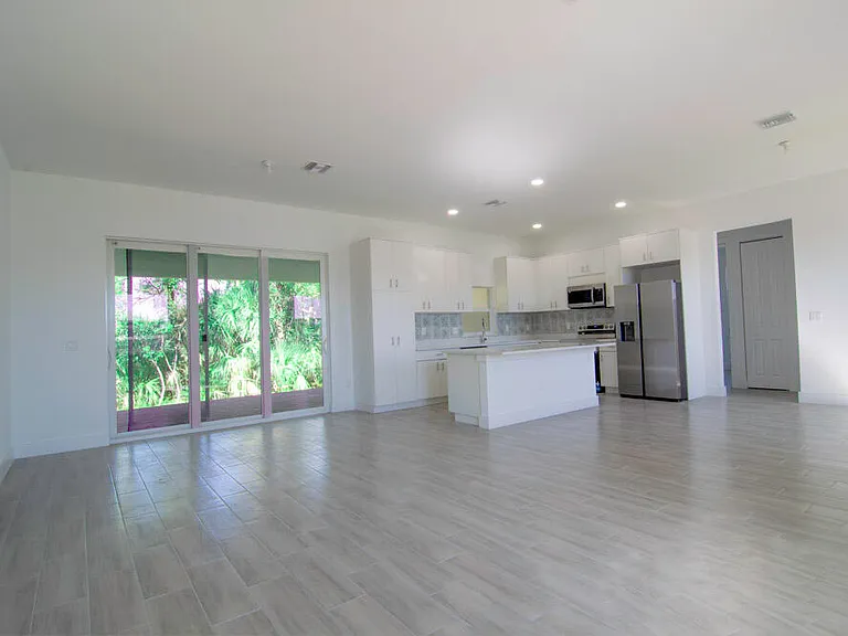 10654 Washington Rd — Photo 10