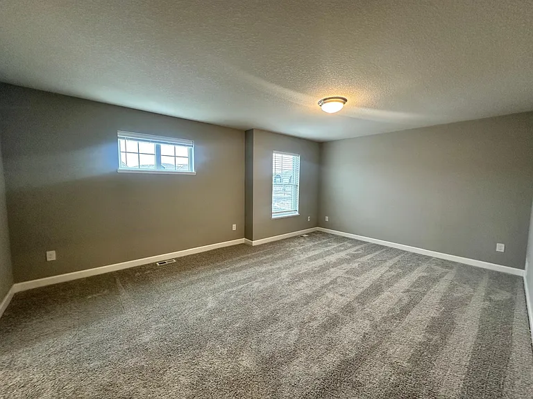 10890 Fountain Pl N — Photo 17