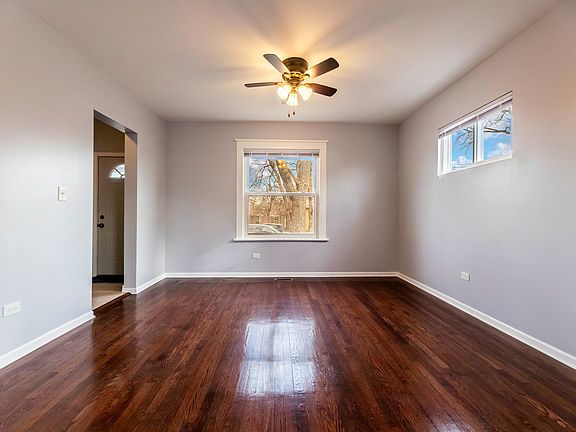 2nd image of 104 Interocean Ave
