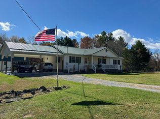 366 Glade Creek Rd, Danese, WV 25831