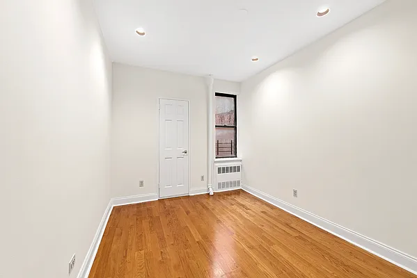 Rented by Compass | media 4