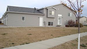5th image of 925 35th Ave S