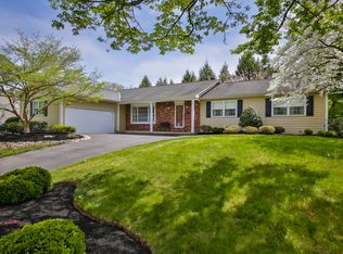 927 Piper Ln, Yardley, PA 19067
