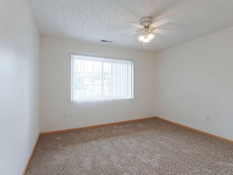 Park Ridge Apartments — Photo 45