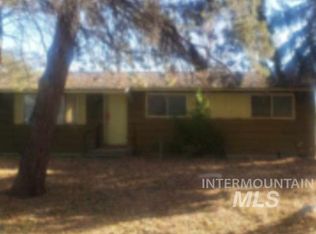 724 View Dr, Notus, ID 83656