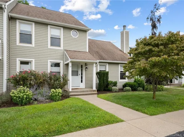 17 Michelle Lane #17, Stonington, CT 06355