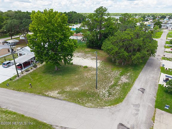 2nd image of 1305 2ND Avenue