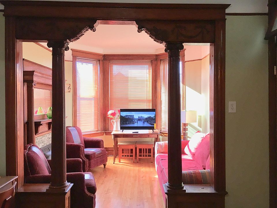 1st image of 2321 S Albany Ave