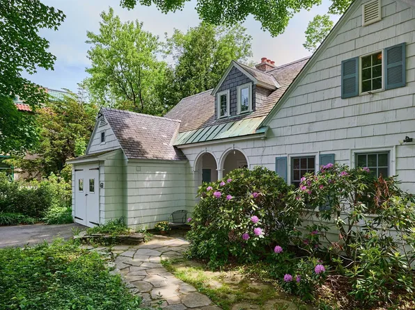 63 Prospect St, Northampton, MA 01060