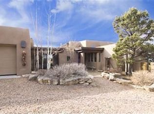 1100 Piedras Rojas, Santa Fe, NM 87501