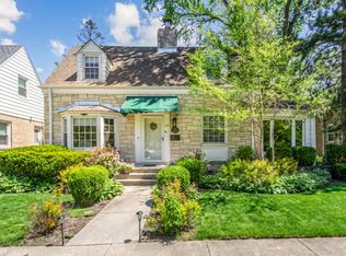 25 N Knight Ave, Park Ridge, IL 60068