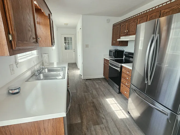 2347 Feedmill Rd — Photo 5