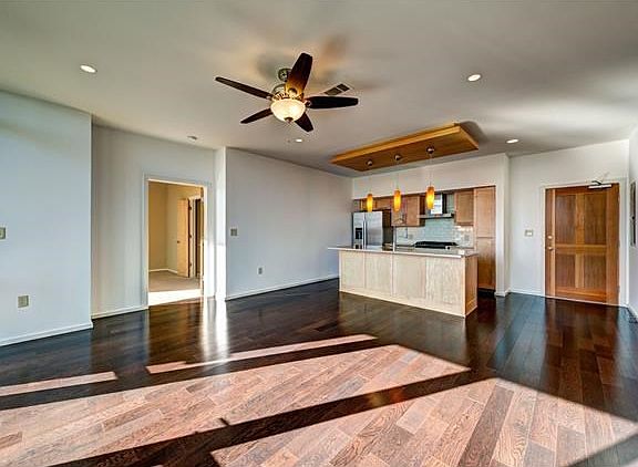 Gorgeous natural light!