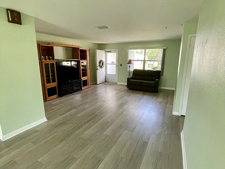 14230 93rd Ave — Photo 5