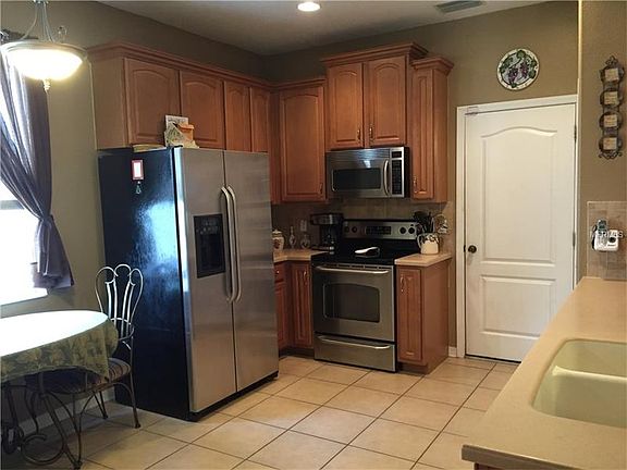 5th image of 15114 Searobbin Dr