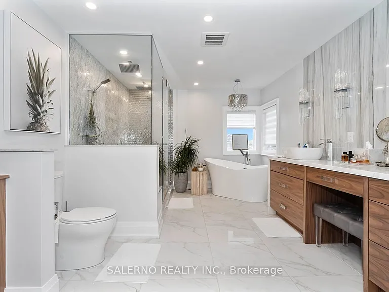 552 Vaughan Mills Rd — Photo 26