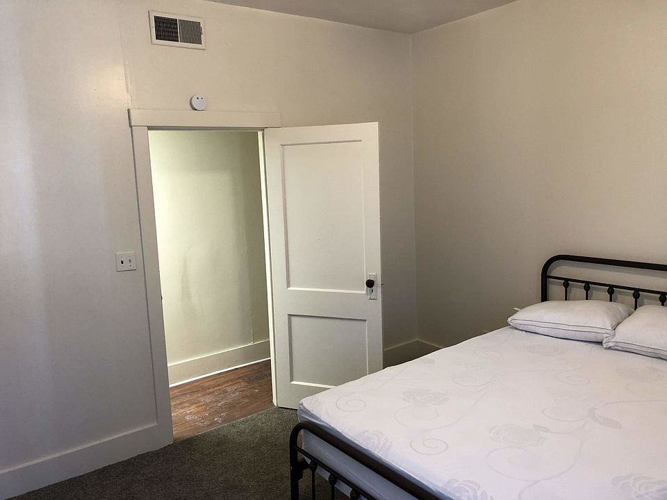 2nd image of 1698 Jackson St #249689