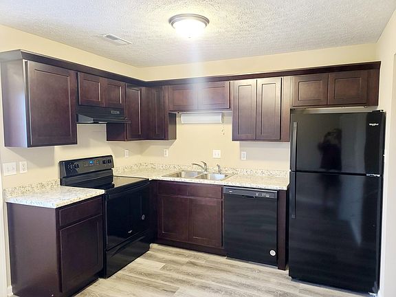 2nd image of 121 Hillridge Ct #A-d