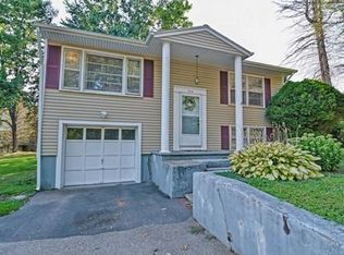 314 Mendon Rd, North Attleboro, MA 02760