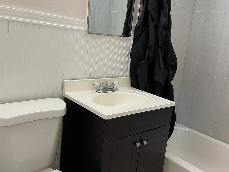 1021 Arlington Blvd #517 — Photo 8