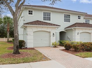 8615 Athena Ct, Lehigh Acres, FL 33971