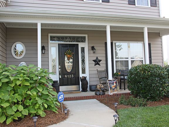 2nd image of 6123 Trotting Pl