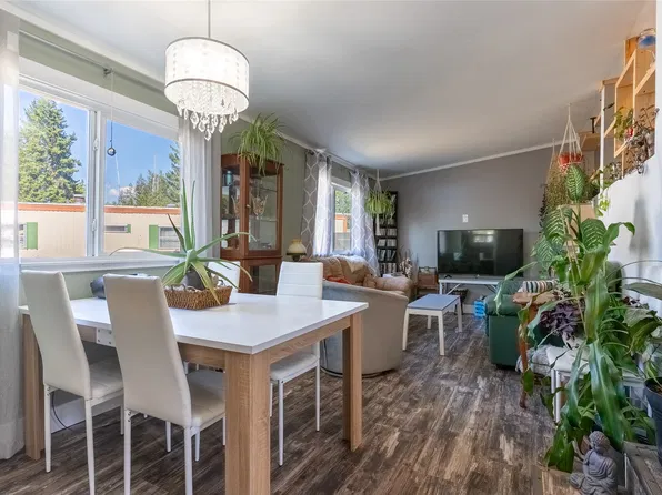 3 Jade Ct, Logan Lake, BC V0K 1W0