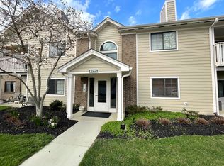 6775 Meadow Creek Dr UNIT 104, Columbus, OH 43235