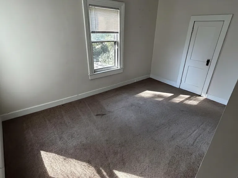 119 N Hamilton St #5 — Photo 16