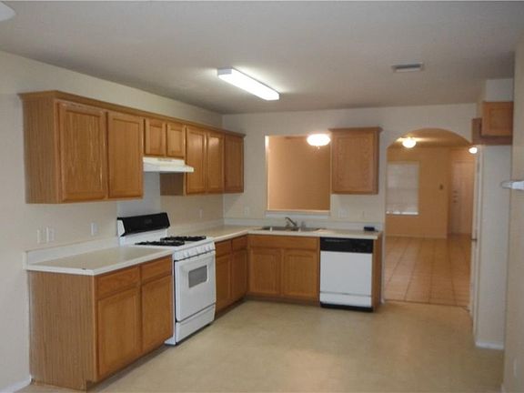 4th image of 11301 Canterbury Tales Ln