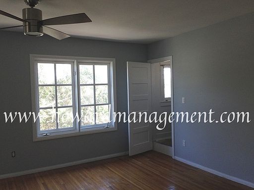 2nd image of 613 1/2 Ocean Park Blvd