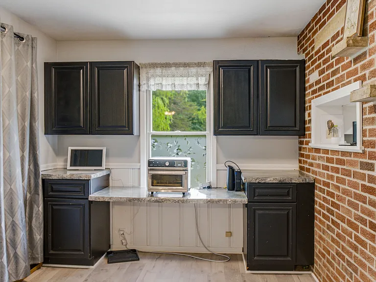 3185 Nagle Rd — Photo 17