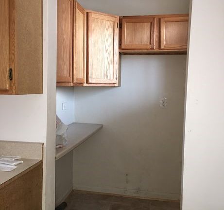 4th image of 2200 E 70th Pl #103