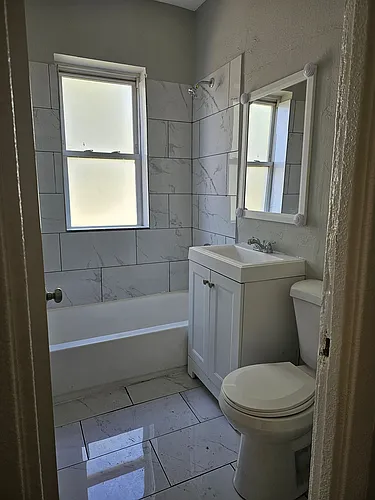 1430 S Kenneth Photo 1