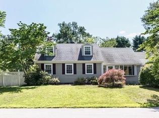 29 Bald Eagle Rd, Weymouth, MA 02190