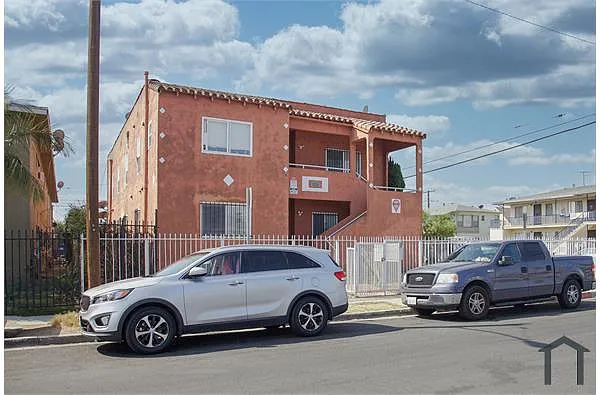 Building Photo - 1152 W 88th St #4D