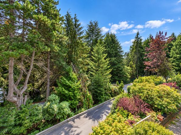 4 bedroom rental in West Vancouver — photo 3