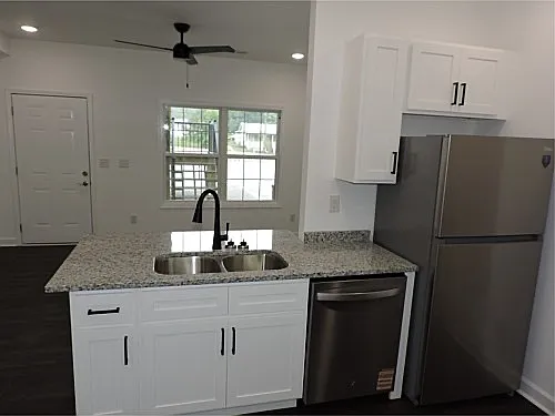 20 W French Ave #1B — Photo 1
