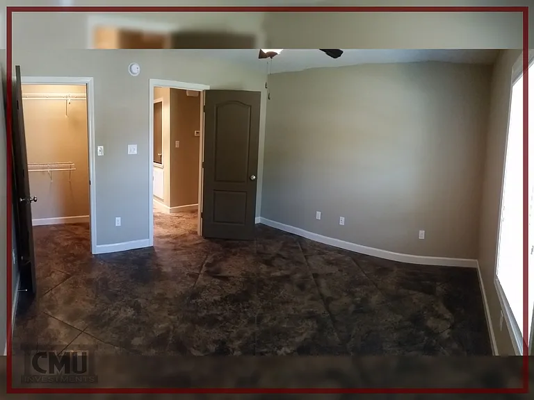 2212 Thorn St — Photo 7