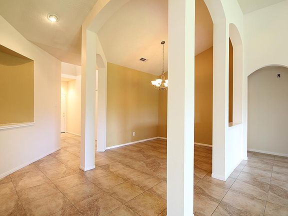 4th image of 14931 Cascade Bend Ln