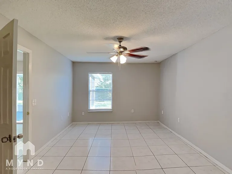 3 Dorset Dr — Photo 16